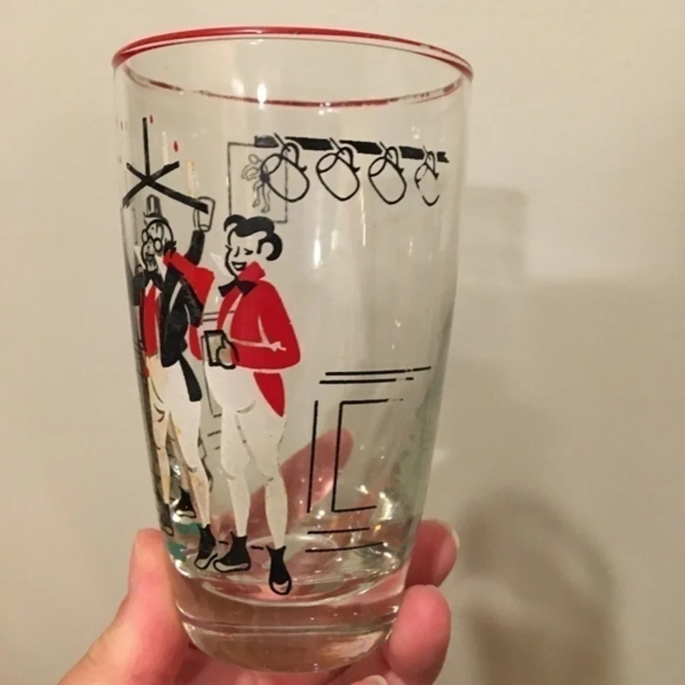 Rare Vintage Swanky Swig Cocktail Glass Gentlemen Toasting Cheers
